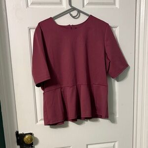 Simply Vera Wang Peplum Style Top